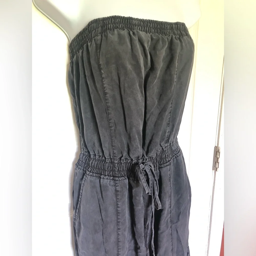 Evereve Emery Cargo Black Strapless Jumpsuit Size Small - Picture 7 of 11